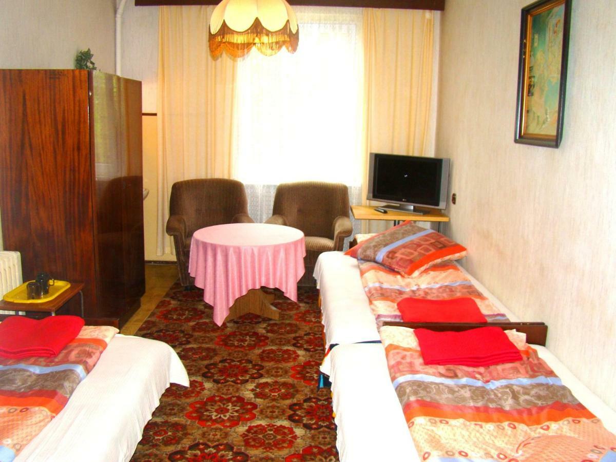 Osrodek Wypoczynkowy Oaza Hotel Kuznica Zbaska Exterior foto